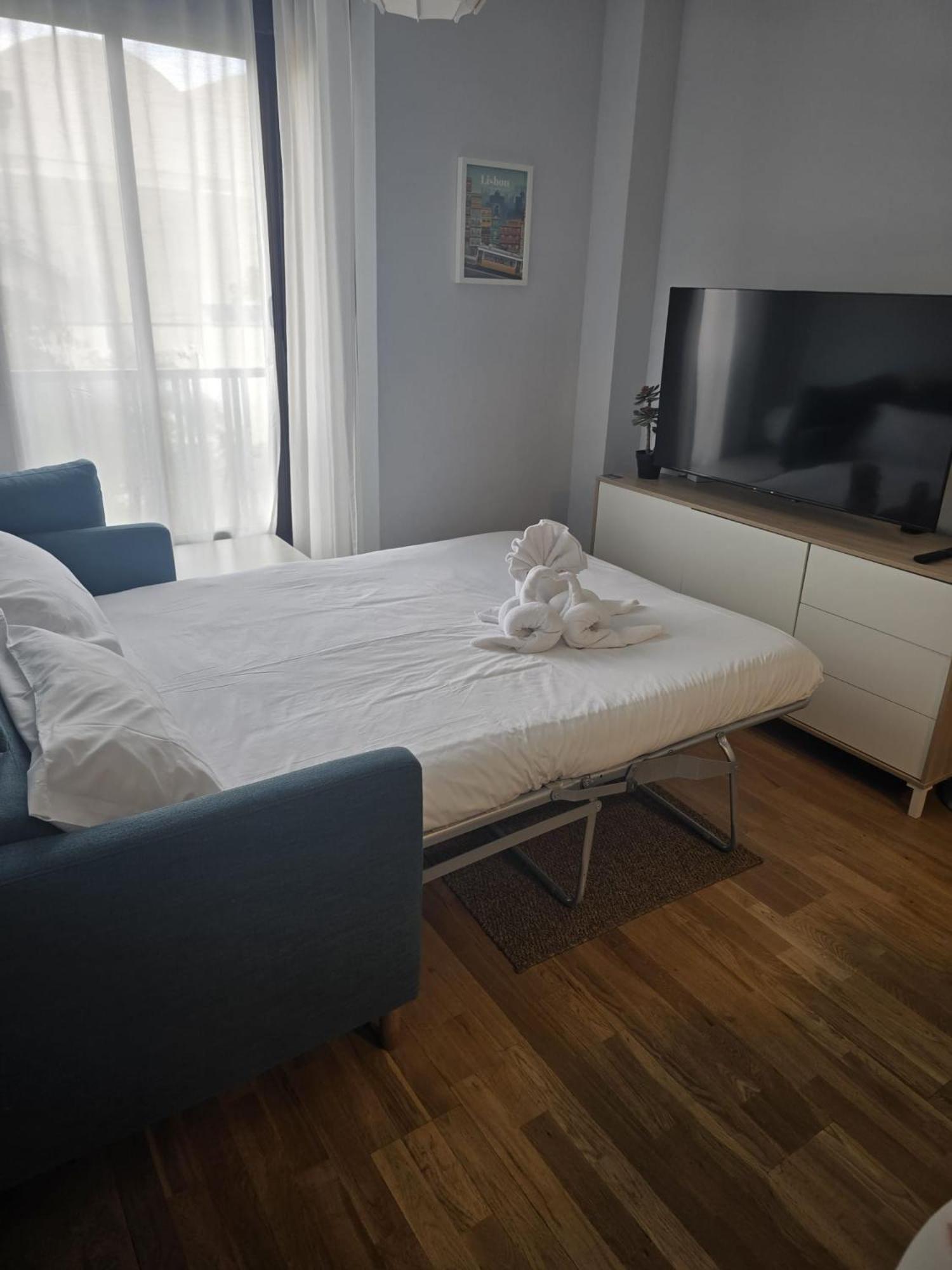 Airport Madrid Plenilunio Suites Green By Bebalmy Экстерьер фото